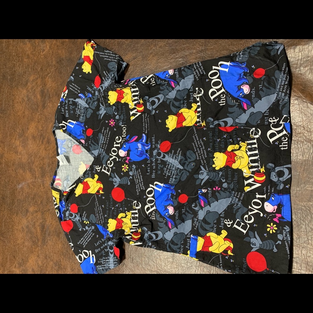Scrub shirt
